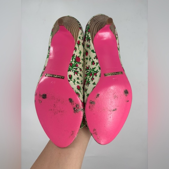 Vintage Betsey Johnson Rose Pin Up Floral Kitten Heels w/ Bow Cream Green Pink 7 - Picture 5 of 5